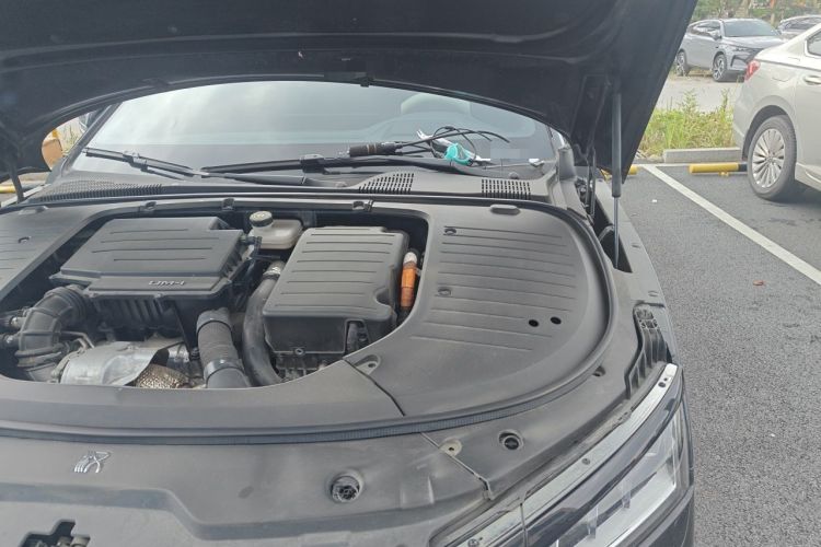 Used BYD Han 2024 DM-i Glory Edition 121KM Premium Model Engine Bay Left