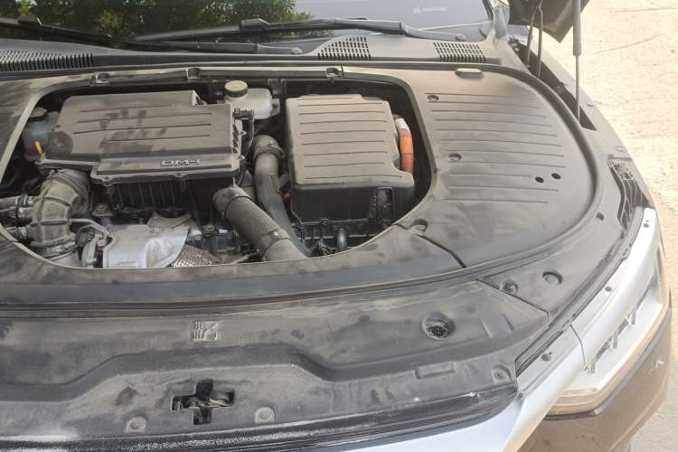 Used BYD Han 2024 DM-i Glory Edition 121KM Elite Model Engine Bay Left