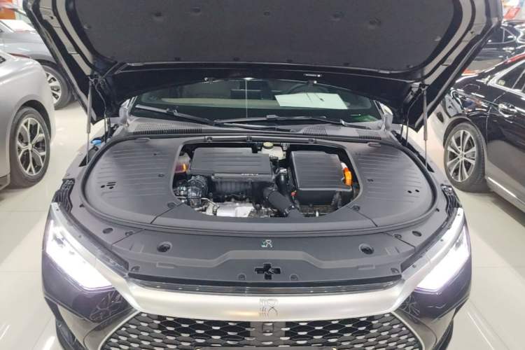 Used BYD Han 2024 DM-i Glory Edition 121KM Elite Model Engine Bay