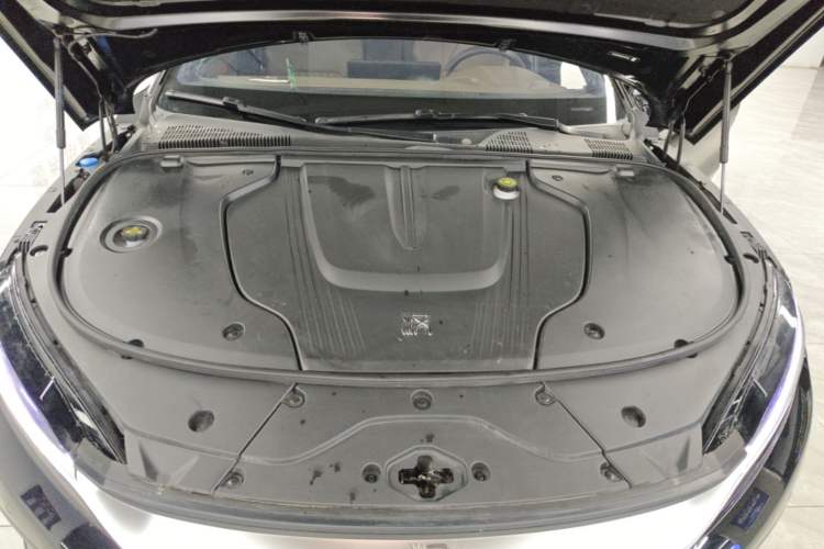 Used BYD Han 2024 EV Glory Edition 506KM Front-Wheel-Drive Premium Model Engine Bay