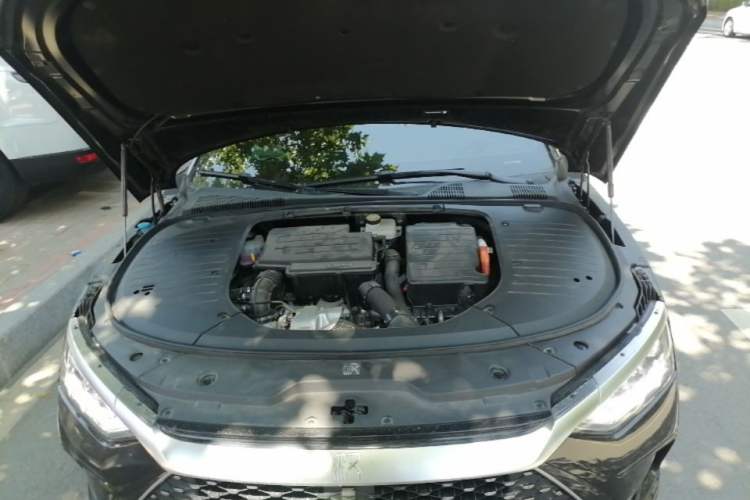 Used BYD Han 2024 DM-i Glory Edition 121KM Premium Model Engine Bay