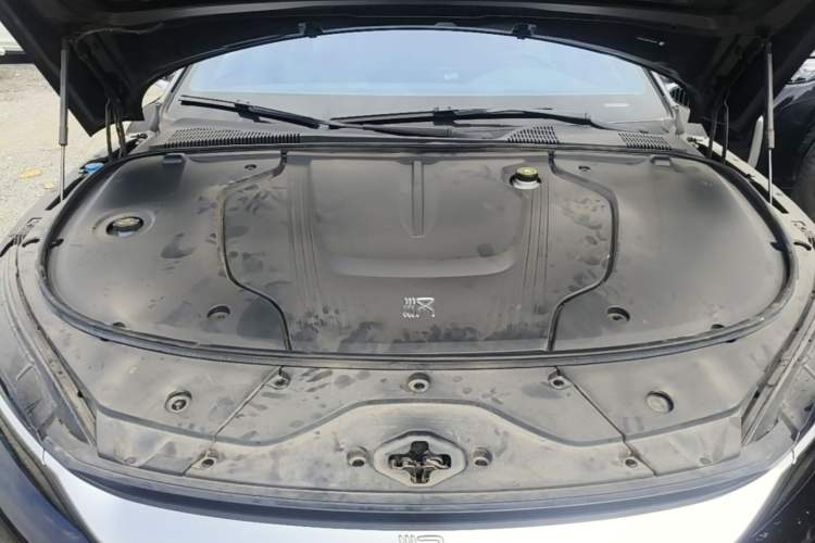 Used BYD Han 2024 EV Glory Edition 506KM Front-Wheel-Drive Premium Model Engine Bay