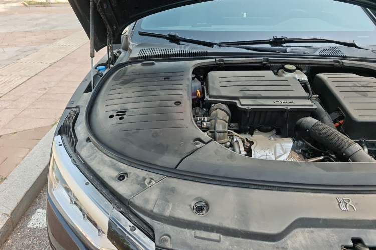 Used BYD Han 2024 DM-i Glory Edition 121KM Prestige Model Engine Bay Right