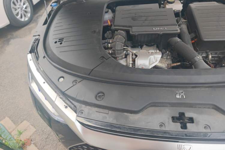 Used BYD Han 2024 DM-i Glory Edition 121KM Prestige Model Engine Bay Right