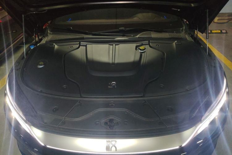 Used BYD Han 2024 EV Glory Edition 506KM Front-Wheel-Drive Premium Model Engine Bay