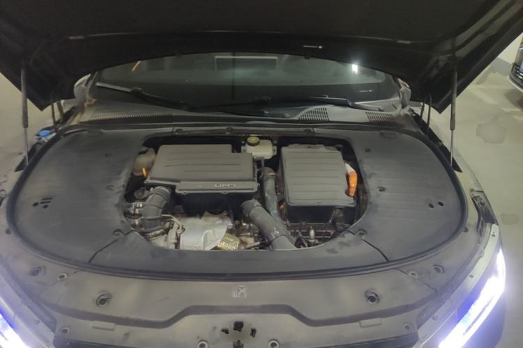 Used BYD Han 2024 DM-i Glory Edition 121KM Prestige Model Engine Bay
