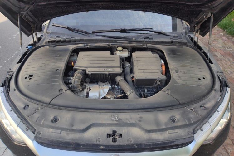 Used BYD Han 2024 DM-i Glory Edition 121KM Prestige Model Engine Bay