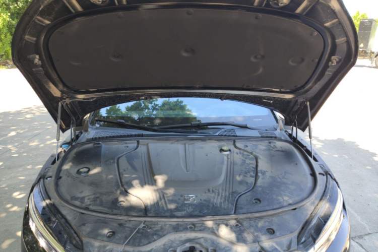 Used BYD Han 2024 EV Glory Edition 605KM Front-Wheel-Drive Premium Model Engine Bay