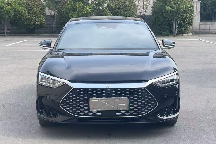 Used BYD Han 2024 DM-i Glory Edition 121KM Prestige Model Exterior 1