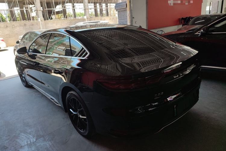 Used BYD Han 2024 DM-i Glory Edition 121KM Elite Model Exterior 2
