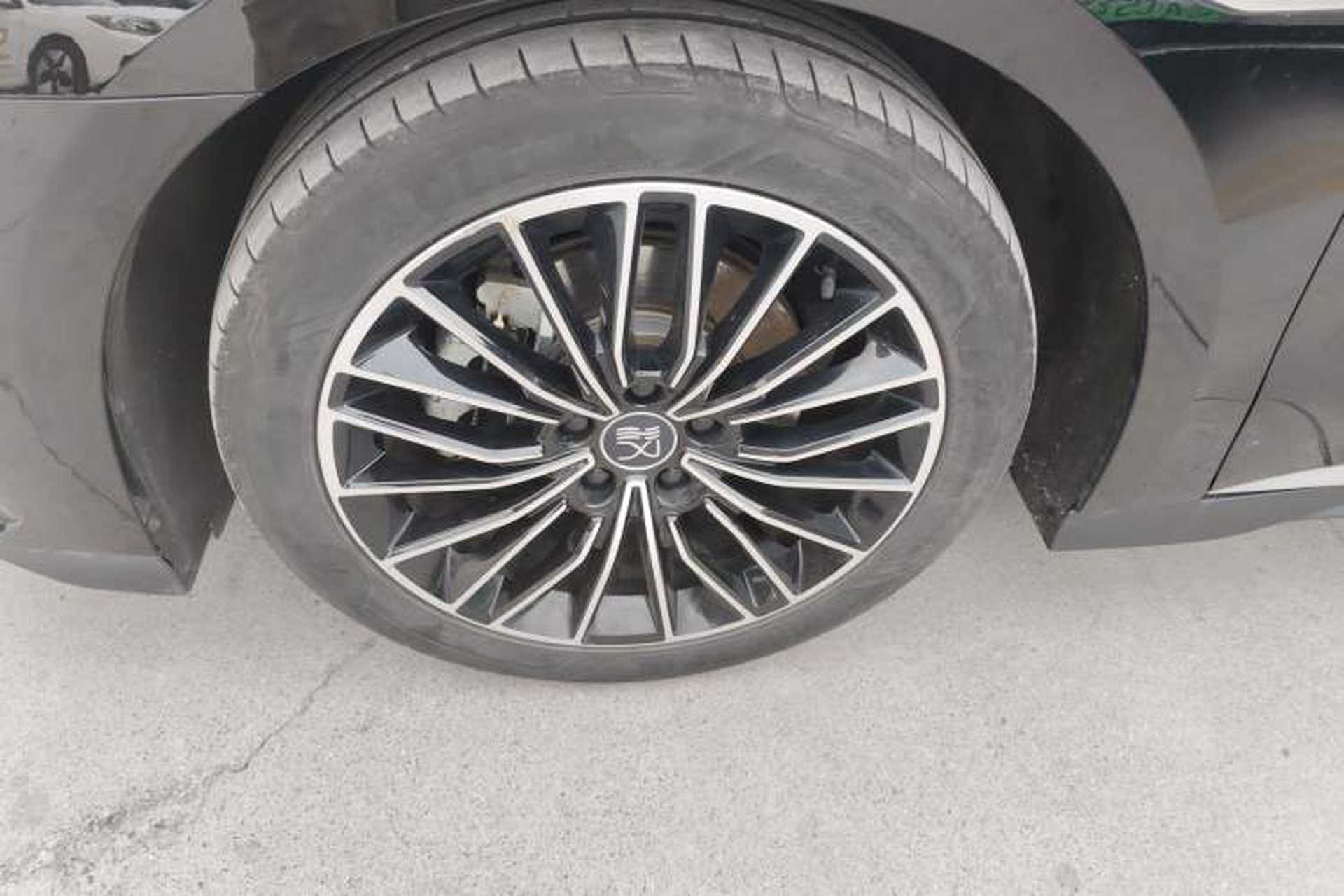 Used BYD Han 2024 DM-i Glory Edition 121KM Prestige Model Exterior 4