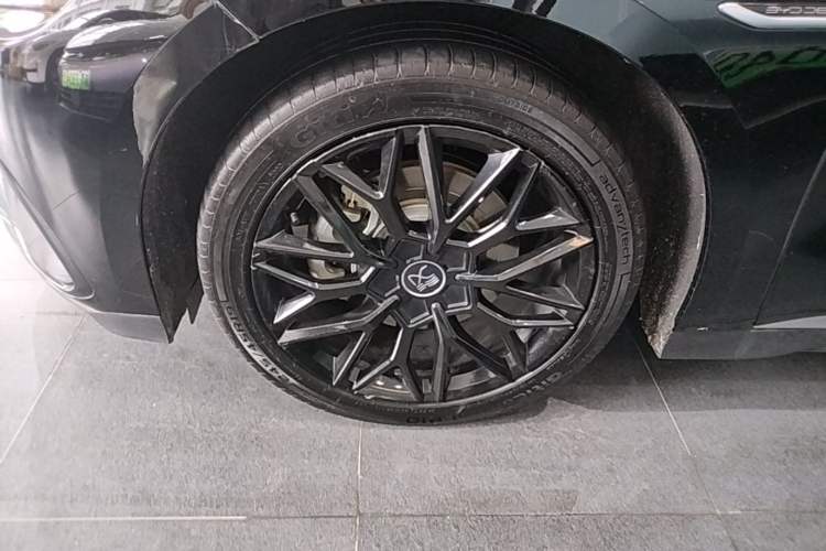 Used BYD Han 2024 EV Glory Edition 506KM Front-Wheel-Drive Premium Model Exterior 4