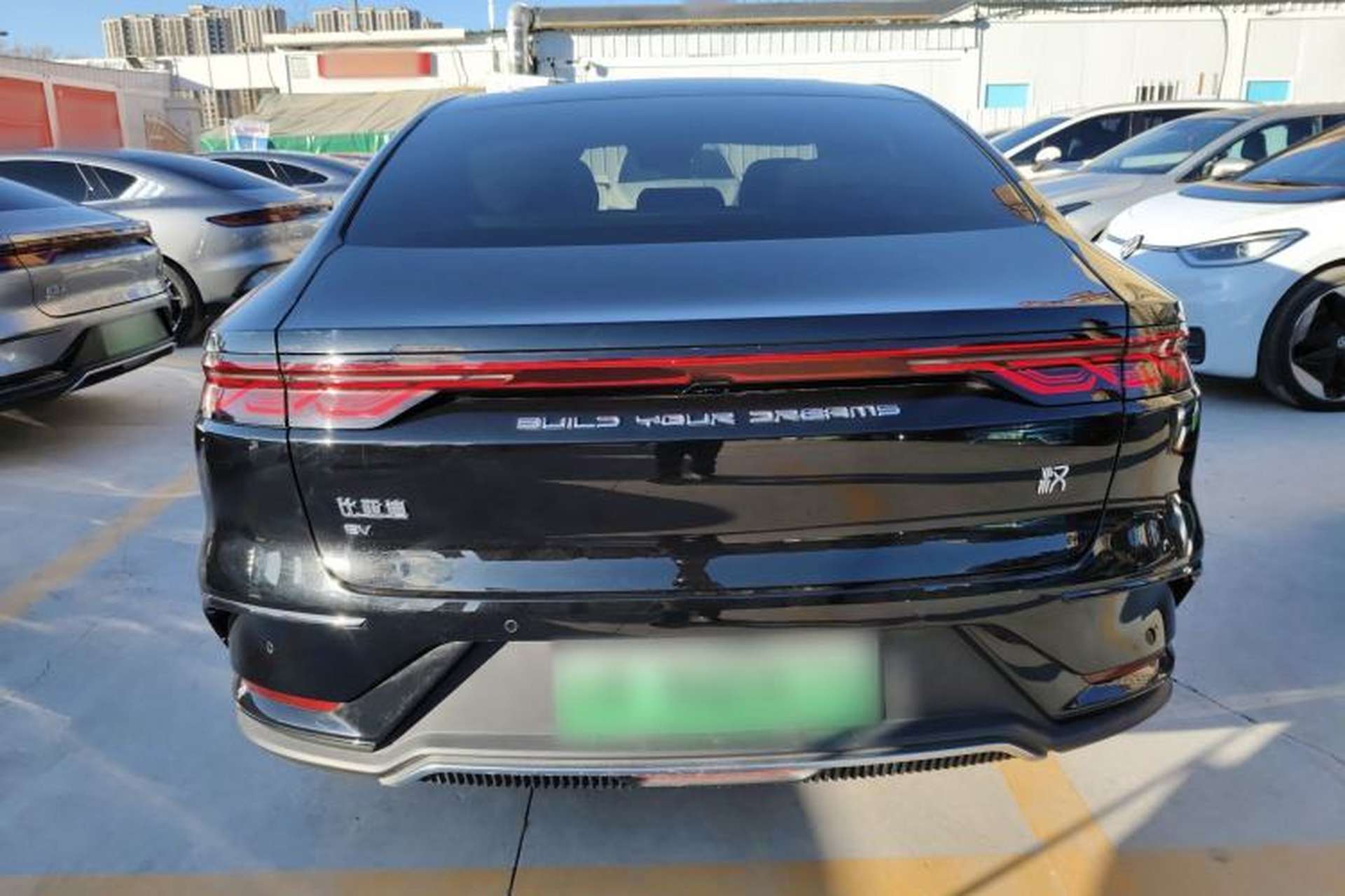 Used BYD Han 2024 EV Glory Edition 605KM Front-Wheel-Drive Premium Model Exterior 4