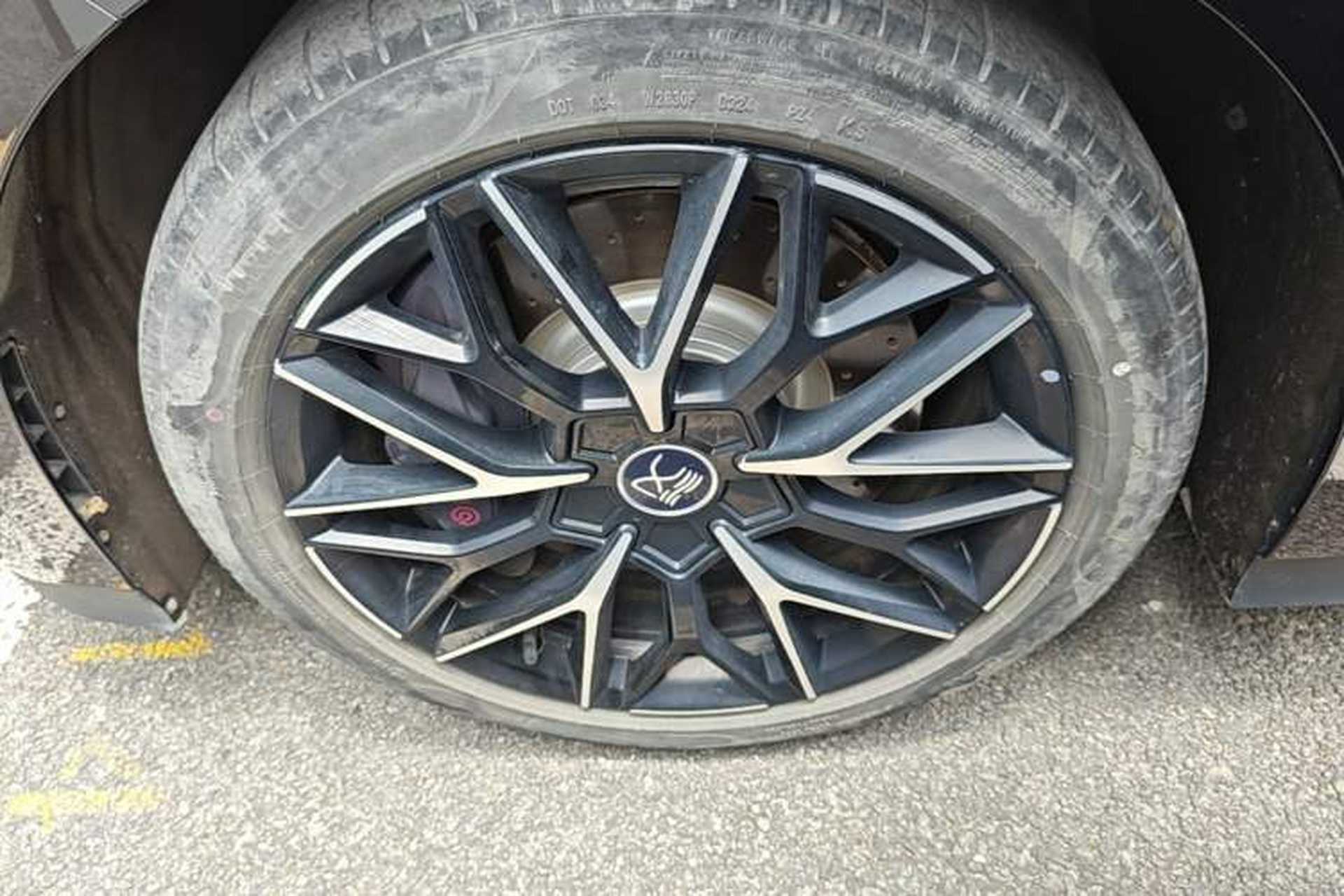 Used BYD Han 2024 EV Glory Edition 610 km All-Wheel Drive "Tian Shen Zhi Jia" Intelligent Driving Model Exterior 4