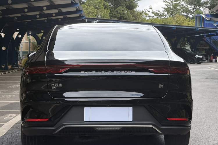 Used BYD Han 2024 EV Glory Edition 605KM Front-Wheel-Drive Premium Model Exterior 8