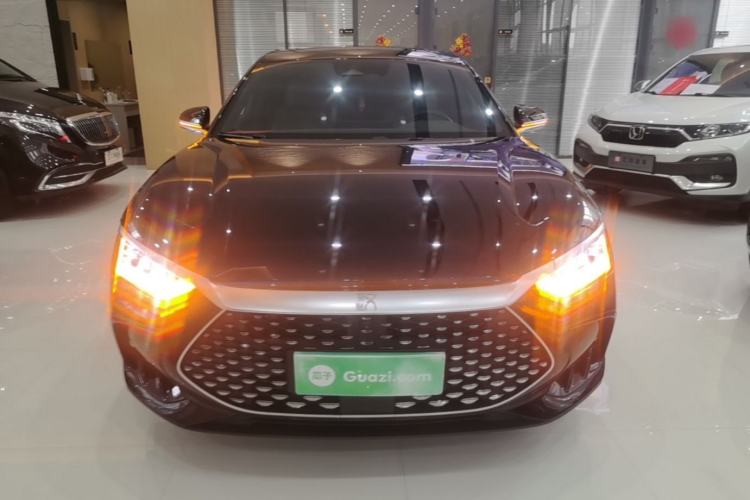 Used BYD Han 2024 DM-i Glory Edition 121KM Prestige Model Front