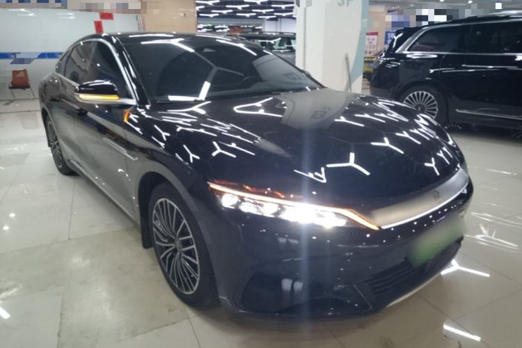 Used BYD Han 2024 EV Glory Edition 506KM Front-Wheel-Drive Premium Model Front Right 45 Deg