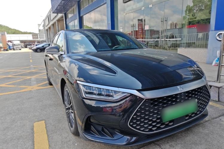 Used BYD Han 2024 DM-i Glory Edition 121KM Premium Model Front Right 45 Deg