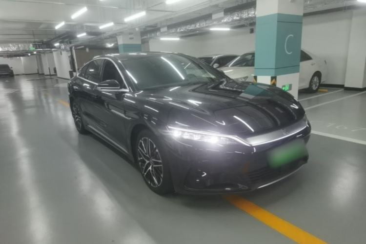 Used BYD Han 2024 EV Glory Edition 605KM Front-Wheel-Drive Premium Model Front Right 45 Deg