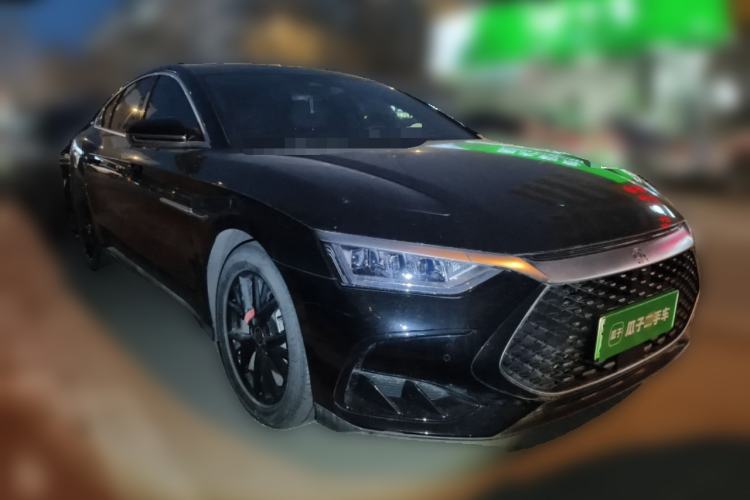 Used BYD Han 2024 DM-i Glory Edition 121KM Prestige Model Front Right 45 Deg