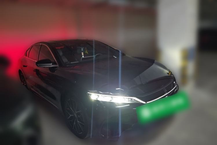 Used BYD Han 2024 DM-i Glory Edition 121KM Prestige Model Front Right 45 Deg