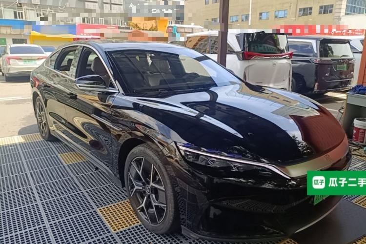 Used BYD Han 2024 EV Glory Edition 605KM Front-Wheel-Drive Premium Model Front Right 45 Deg