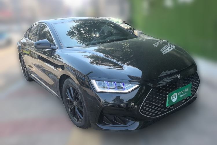 Used BYD Han 2024 DM-i Glory Edition 121KM Elite Model Front Right 45 Deg