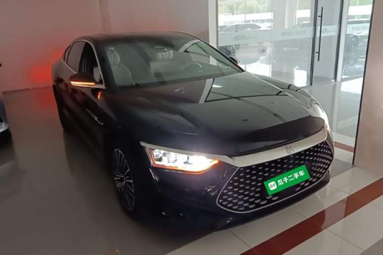 Used BYD Han 2024 DM-i Glory Edition 121KM Premium Model Front Right 45 Deg