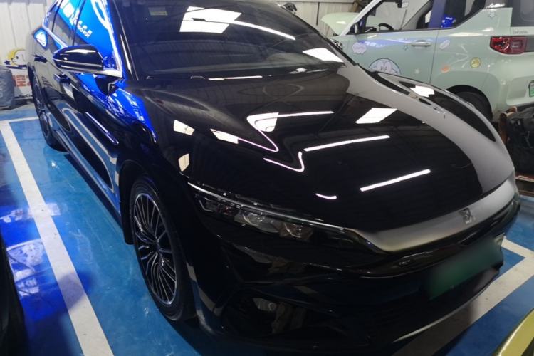 Used BYD Han 2024 EV Glory Edition 506KM Front-Wheel-Drive Premium Model Front Right 45 Deg