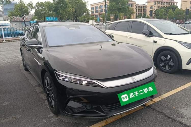Used BYD Han 2024 EV Glory Edition 610 km All-Wheel Drive "Tian Shen Zhi Jia" Intelligent Driving Model Front Right 45 Deg