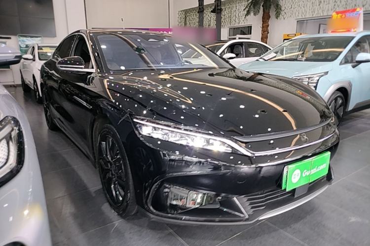 Used BYD Han 2024 EV Glory Edition 506KM Front-Wheel-Drive Premium Model Front Right 45 Deg