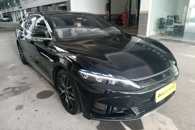 Used BYD Han 2024 EV Glory Edition 610 km All-Wheel Drive "Tian Shen Zhi Jia" Intelligent Driving Model Front Right 45 Deg