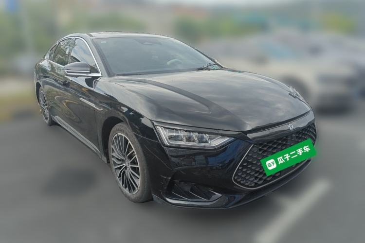 Used BYD Han 2024 DM-i Glory Edition 121KM Premium Model Front Right 45 Deg