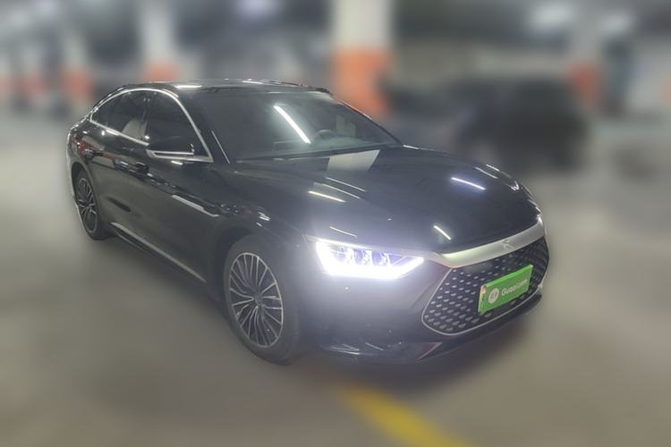 Used BYD Han 2024 DM-i Glory Edition 121KM Prestige Model Front Right 45 Deg