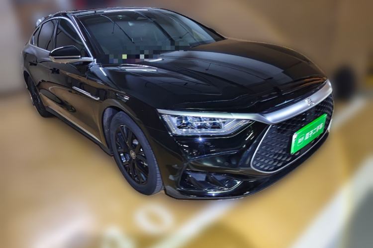 Used BYD Han 2024 DM-i Glory Edition 121KM Elite Model Front Right 45 Deg