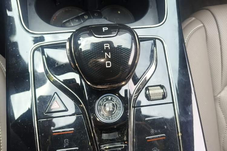 Used BYD Han 2024 EV Glory Edition 506KM Front-Wheel-Drive Premium Model Gear Lever