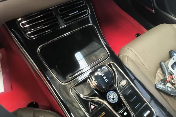 Used BYD Han 2024 EV Glory Edition 506KM Front-Wheel-Drive Premium Model Gear Lever