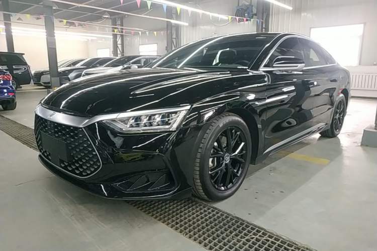 Used BYD Han 2024 DM-i Glory Edition 121KM Prestige Model Guazi used car, China used car export, Used car for sale, Used BYD cars, Cheapest cars for sale