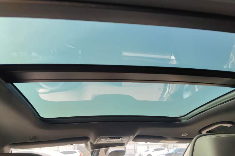 Used BYD Han 2024 EV Glory Edition 605KM Front-Wheel-Drive Premium Model Headliner