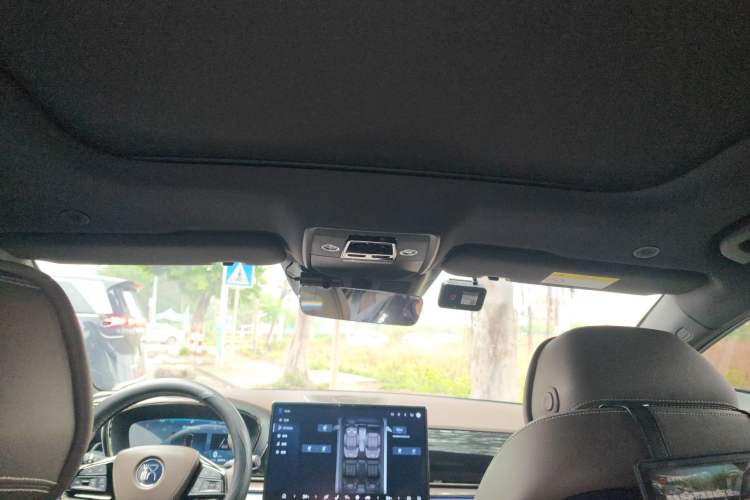 Used BYD Han 2024 EV Glory Edition 605KM Front-Wheel-Drive Premium Model Headliner