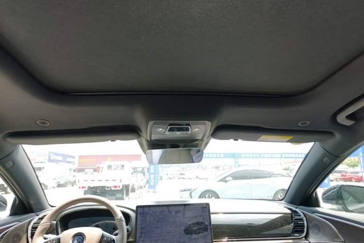 Used BYD Han 2024 DM-i Glory Edition 121KM Premium Model Headliner