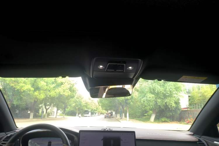 Used BYD Han 2024 DM-i Glory Edition 121KM Prestige Model Headliner