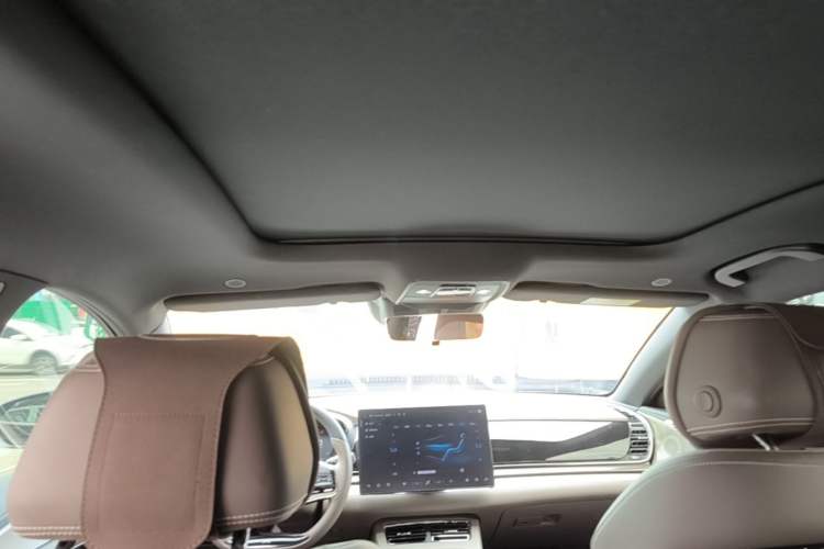 Used BYD Han 2024 DM-i Glory Edition 121KM Prestige Model Headliner