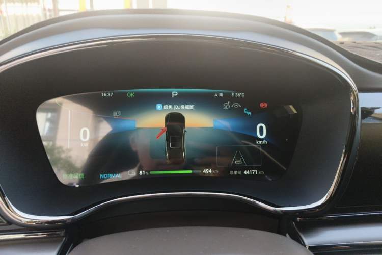 Used BYD Han 2024 EV Glory Edition 605KM Front-Wheel-Drive Premium Model Instrument Cluster