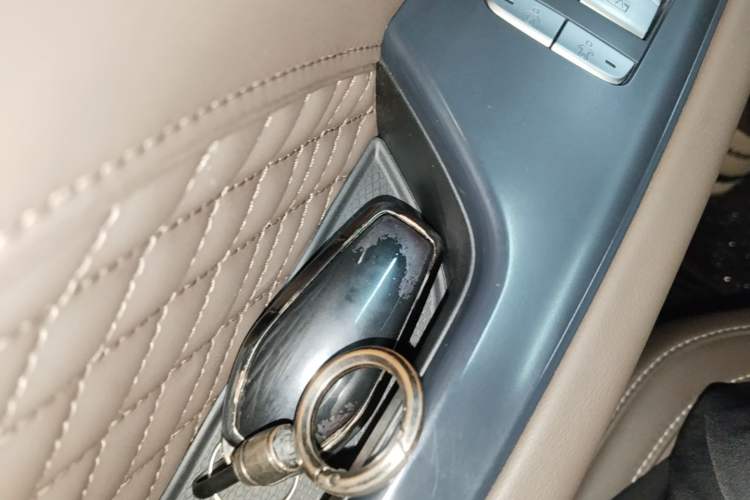 Used BYD Han 2024 DM-i Glory Edition 121KM Elite Model Interior 1