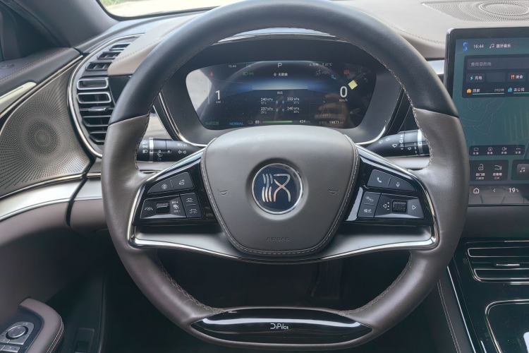 Used BYD Han 2024 EV Glory Edition 506KM Front-Wheel-Drive Premium Model Interior 6