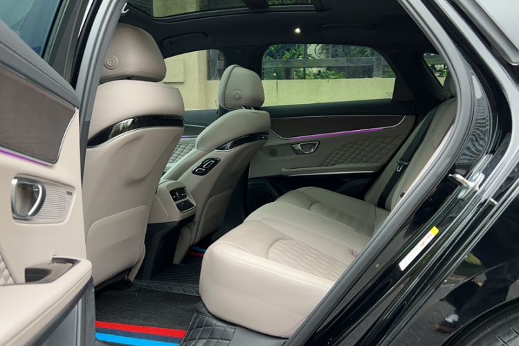Used BYD Han 2024 DM-i Glory Edition 200KM Flagship Model Interior 7