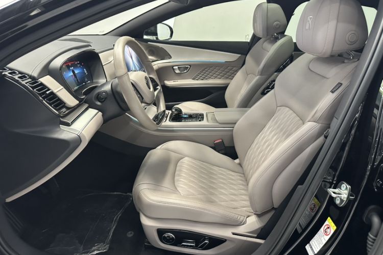 Used BYD Han 2024 EV Glory Edition 605KM Front-Wheel-Drive Premium Model Interior 9