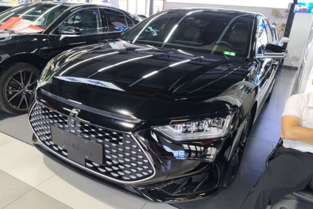 Used BYD Han 2024 DM-i Glory Edition 121KM Prestige Model