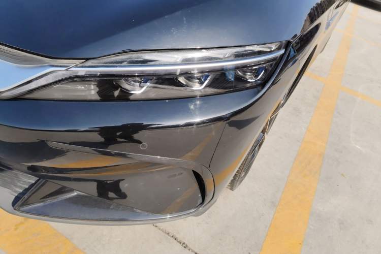 Used BYD Han 2024 EV Glory Edition 605KM Front-Wheel-Drive Premium Model Left Front Headlight